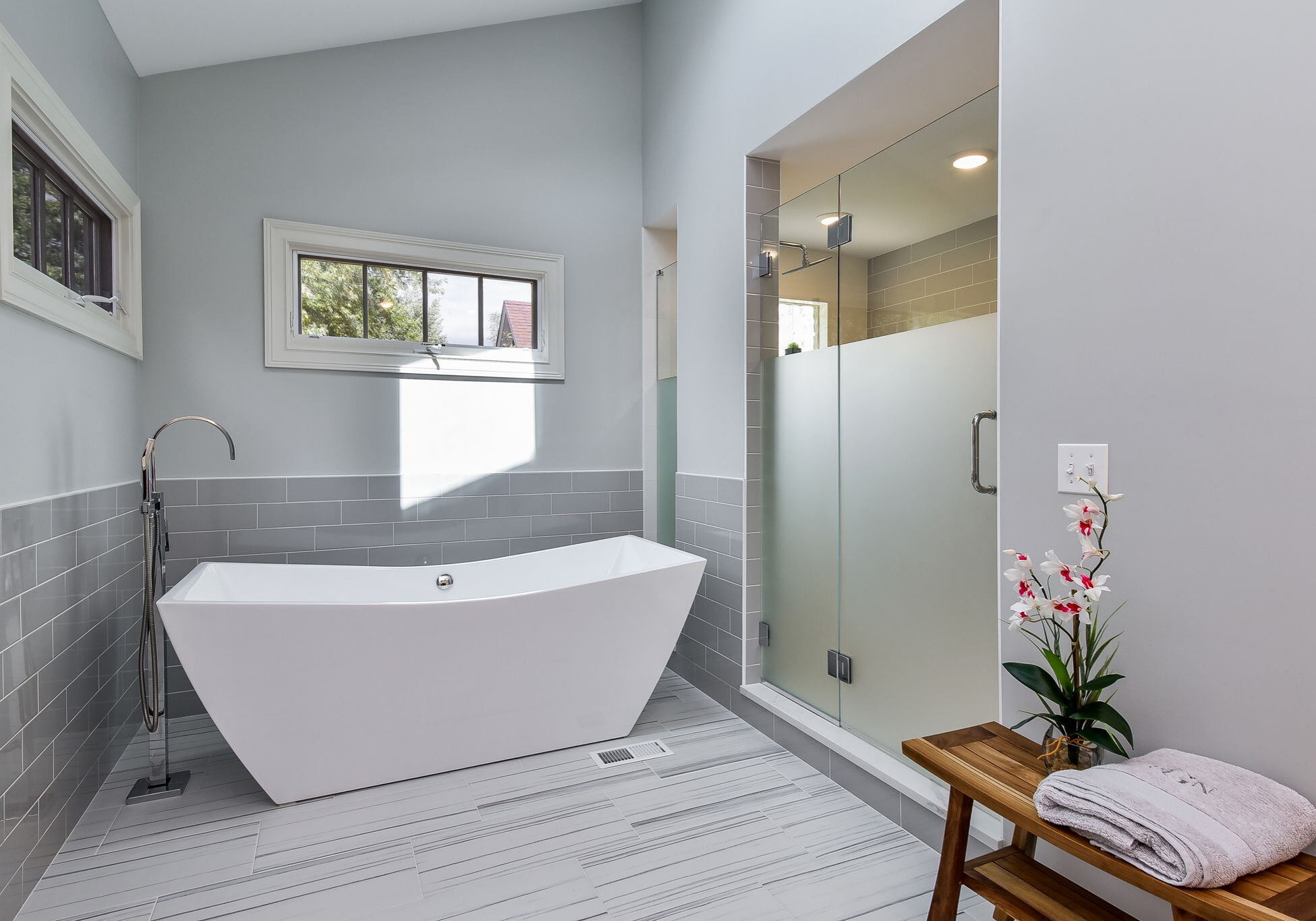 3-web-or-mls-Master bathroom 4